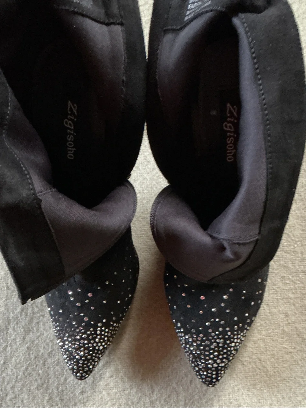 Zigi Soho sleek black